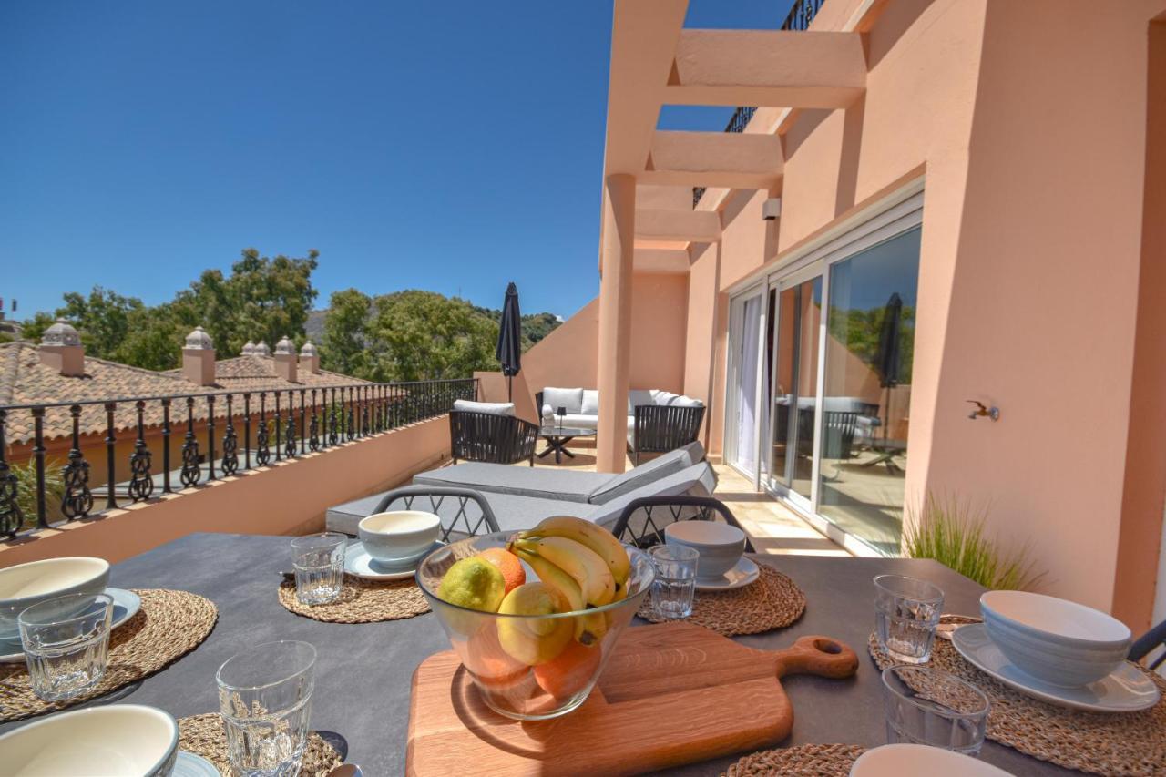 Apartament Penthouse With Sea Views In Nueva Andalucia *