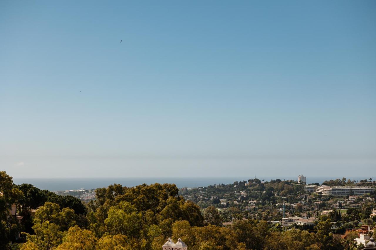 Apartament Penthouse With Sea Views In Nueva Andalucia *