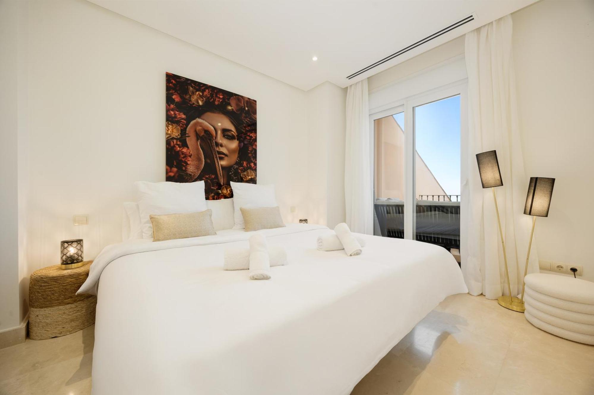 Apartament Penthouse With Sea Views In Nueva Andalucia